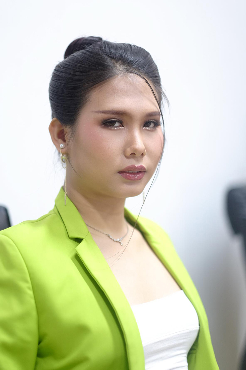 พร้อมเช่า ชุดสูทชาย สีเขียวอ่อน สไตล์เกาหลี (ไม่มีเสื้อกั๊ก)