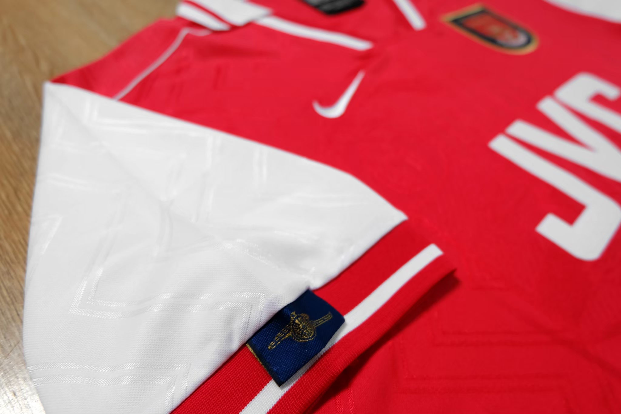 Arsenal 1997/98 Home Vintage Jersey เสื้อฟุตบอลอาร์เซนอลย้อนยุค JVC
