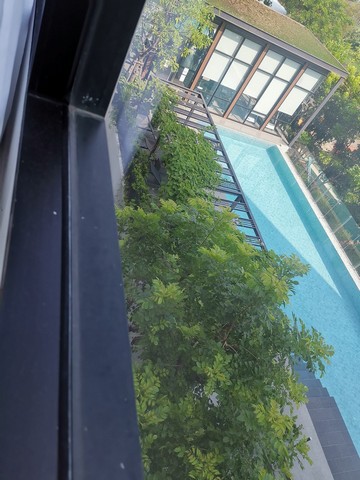 ให้เช่าคอนโดเคนซิงตัน พหลโยธิน 63 ขนาด 29 ตร.ม.วิวสระ เฟอร์ครบ มีเครื่องซักผ้า