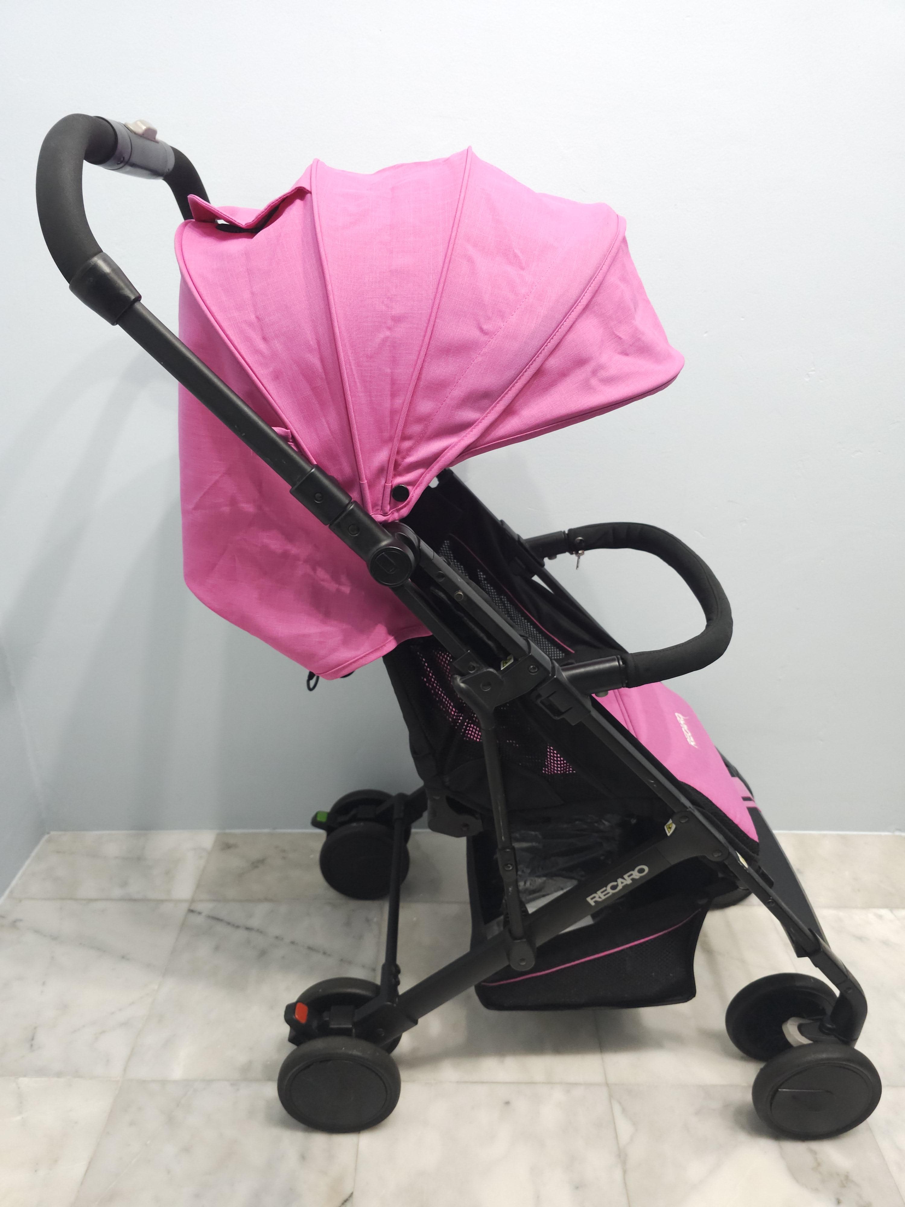 Recaro รุ่น Easylife สีชมพู