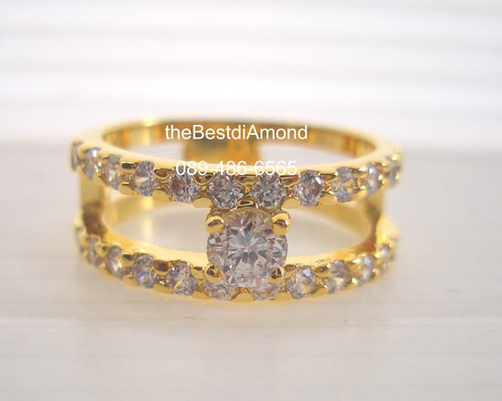 BR524+++แหวน 2 line+++แหวนเก๋ๆ ดูดี ใส่ได้ทุกวัน น่ารักมากๆๆ กำลังเป็นที่นิยมเลยค่ะ เหมือนใส่แหวน 2 วงทำเก๋ ด้วยการวางเพชรตรงกลาง ขนาดกำลังดี