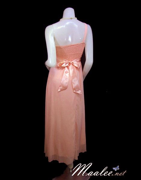 Sale ชุดราตรียาว ไหล่เดียว สีชมพูโอโรส แบบเรียบสวย แต่งคริสตัลช่วงไหล่และเอว จับจีบช่วงอก