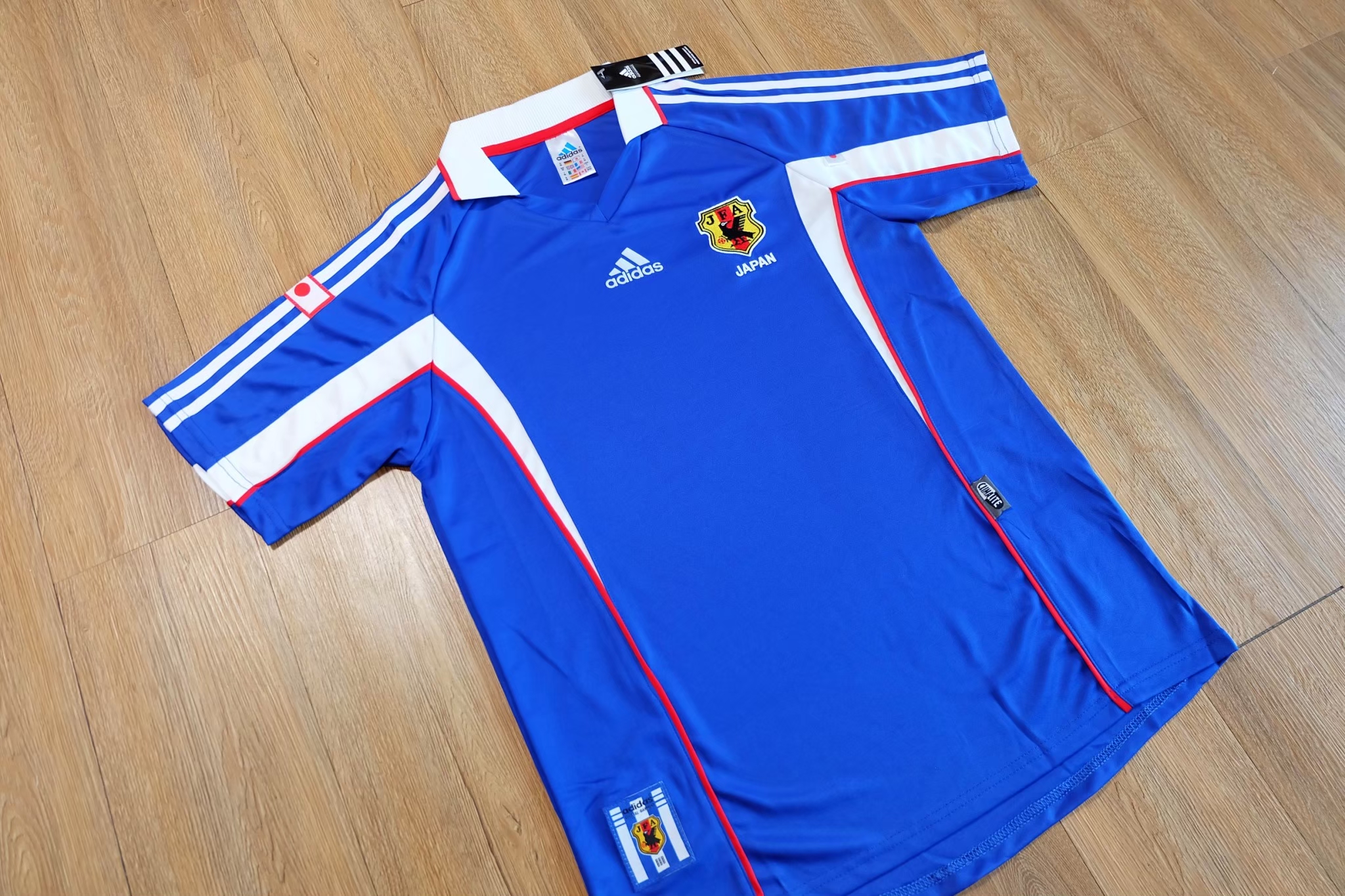 Japan 1999/00 Home Vintage Jersey เสื้อทีมชาติญี่ปุ่น เสื้อบอลทีมชาติญี่ปุ่น เสื้อญี่ปุ่นย้อนยุค