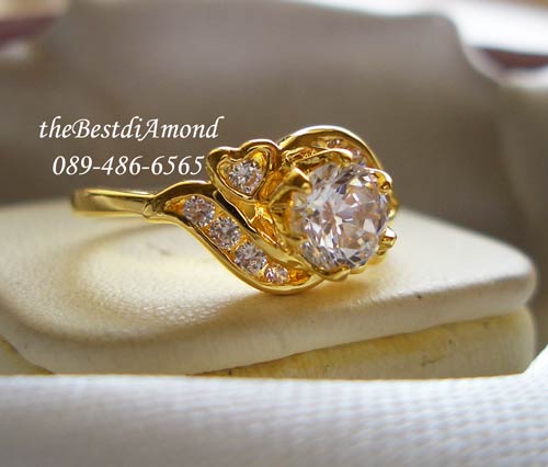 BR713+++แหวนชู 3 ชั้น พร้อมเพชรชนาด M +++หรูหรา ดูดีมาก แบบสวยค่ะ ใส่ได้ทุกโอกาส ใส่แล้วนิ้วเรียวสวย เพชรงามมากๆๆ