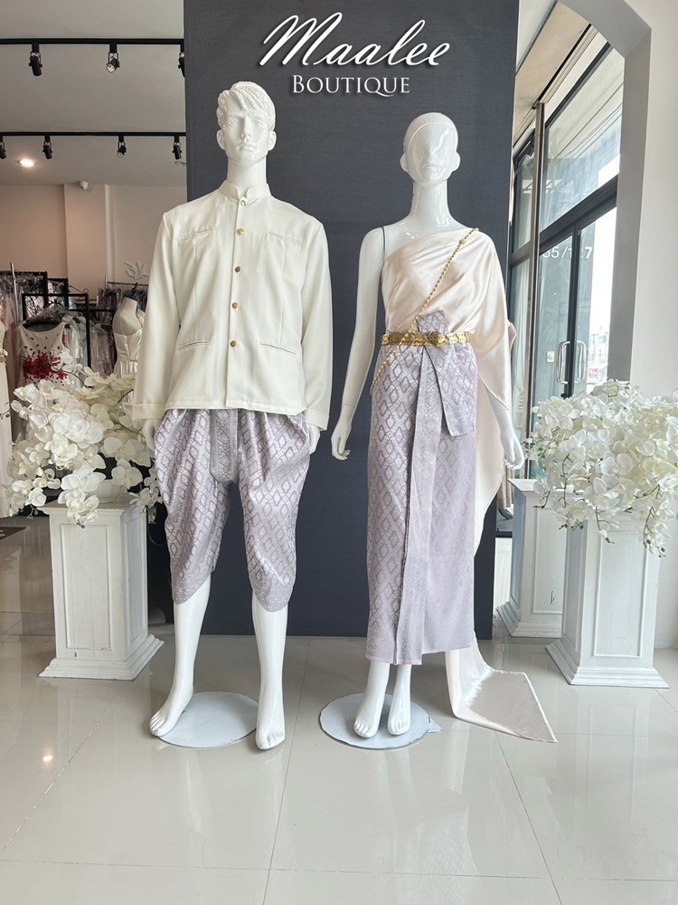 เช่า ชุดไทย ชุดเพื่อนเจ้าสาว ชุดไทยผ้าถุงสีเทาชมพูเงิน สไบเรียบสีโอโรสอ่อน