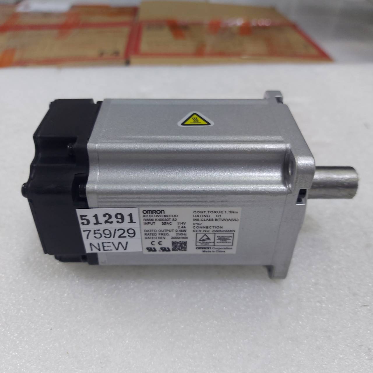 R88M-K40030T-S2 SERVO MOTOR " OMRON "