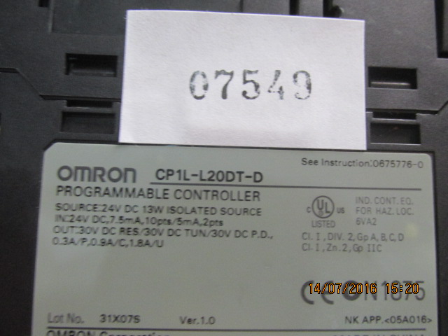 PLC “ OMRON ” รุ่น CP1L-L20DT-D