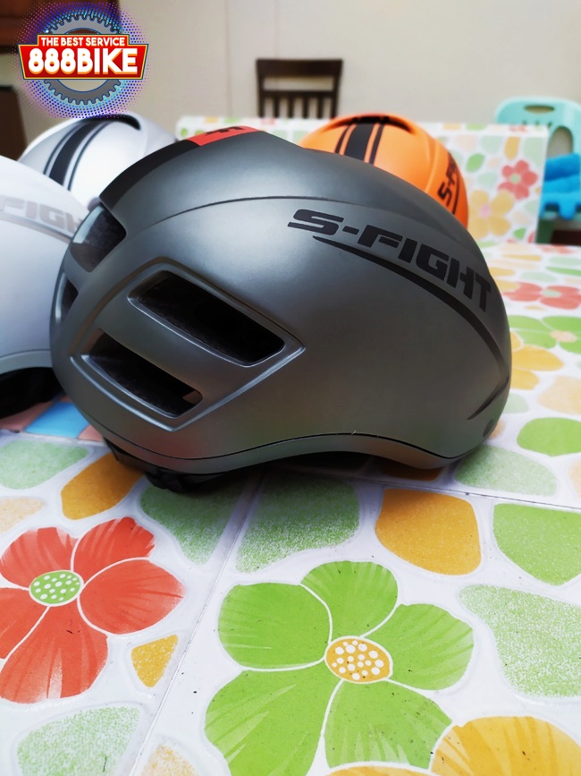 หมวก S-Fight AERO HELMET, GH-05 รอบศรีษะ 54-58 cm มีแว่นในตัว แว่นเป็นแบบแม่เหล็ก ถ้าไม่ใช้พลิกแว่นเก็บได้