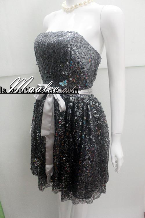 พร้อมส่ง ชุดราตรีสั้น เกาะอก/สายเดี่ยว สีดำ ปักเลื่อมทั้งตัว คาดโบว์สีเทา (ใส่ได้2แบบ )