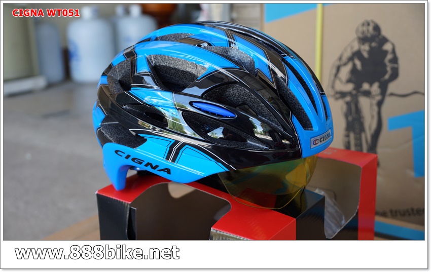 หมวกจักรยานมีแว่น CIGNA รุ่น WT051 งานอบ Inmold (มี1เลนส์) มีสีชมพู