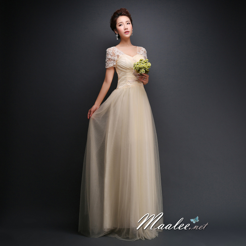 พร้อมเช่า ชุดราตรียาว แขนสั้น แต่งผ้าตาข่ายนิ่มทั้งชุด ปักเลื่อม&ลูกไม้ แบบเรียบหรู สไตล์เจ้าหญิง สีครีม Champagne