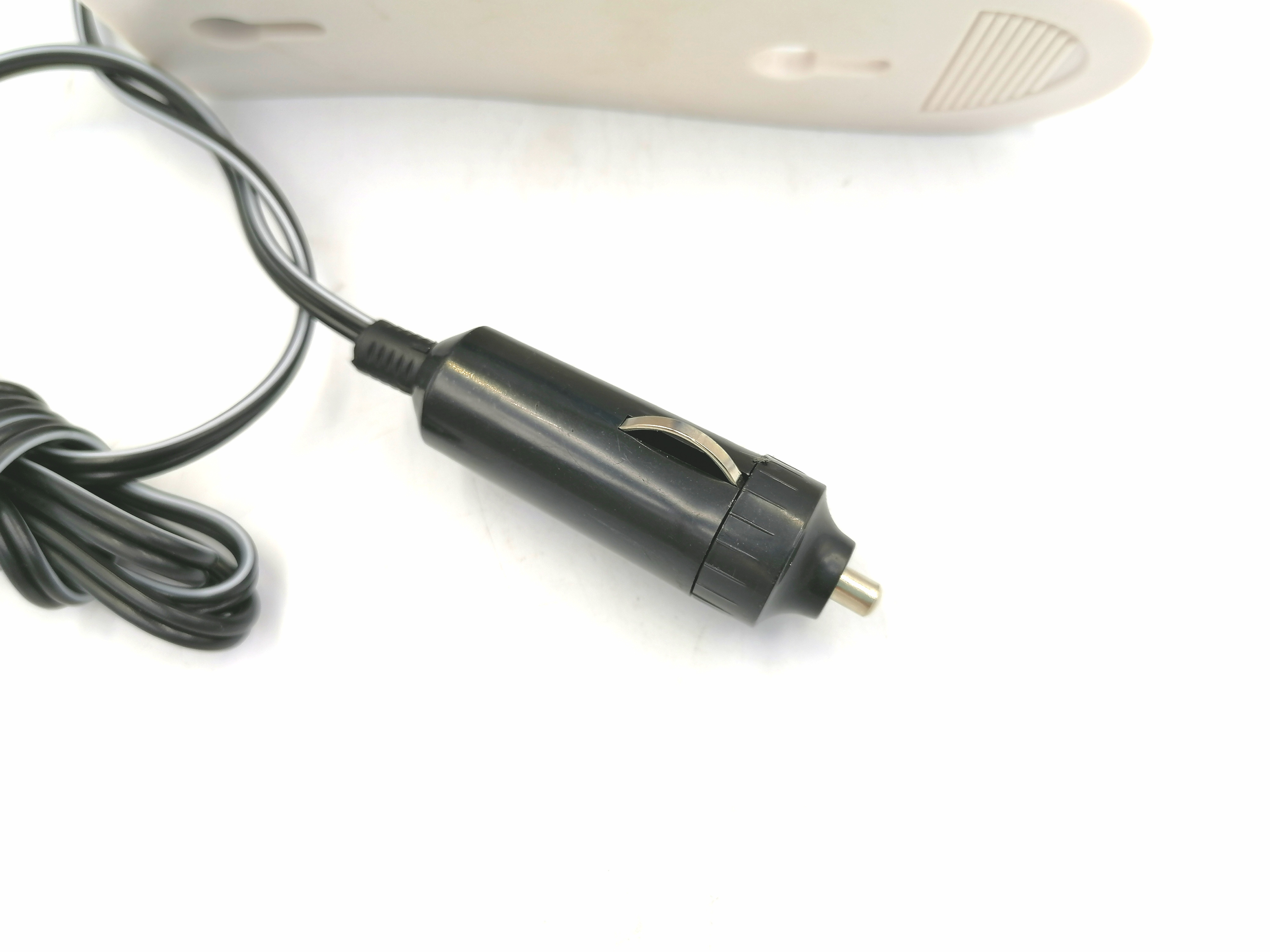 พัดลม แบบหนีบ DC 12v. ขนาด8"