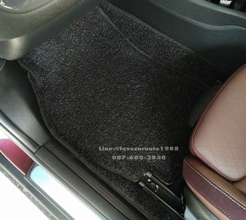 พรมไวนิลดักฝุ่นปูพื้นรถยนต์ Mini Cooper Clubman 2016 ไวนิลสีดำขอบดำ