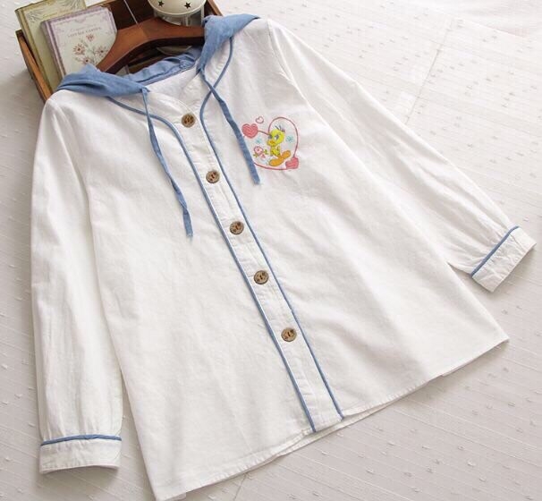 เสื้อผ้าฝ้ายลายปักกระดุมหน้ามีฮู้ด