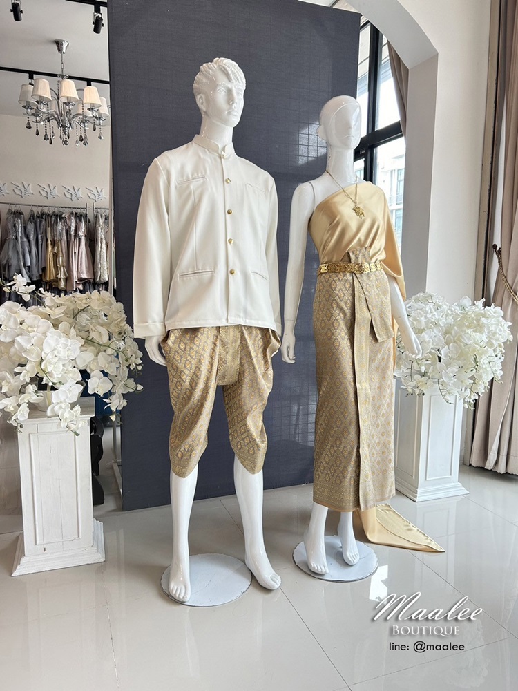 เช่า ชุดไทย ชุดเพื่อนเจ้าสาว ชุดไทยผ้าถุงสีเทาชาทอง สไบสีทอง