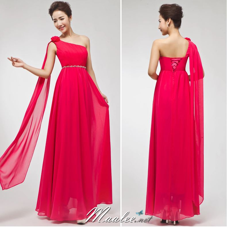 พร้อมส่ง ชุดราตรียาว ไหล่เดียว ผ้าชีฟองแต่งดอกที่ไหล่ เอวคาดเพชรสวย สีแดง