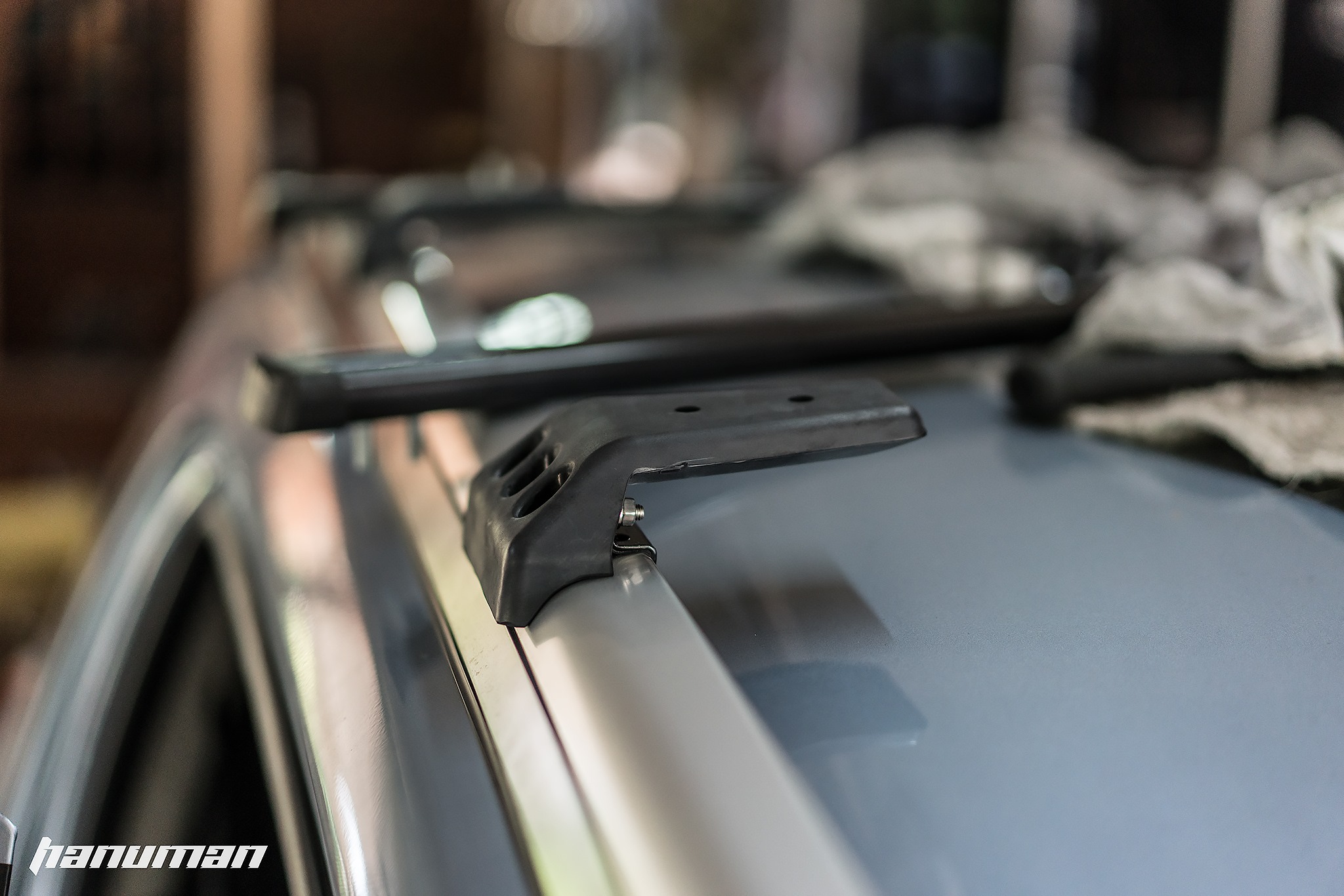 แร็คบรรทุกจักรยาน Hanuman rack C02, Car Bike Rack สำหรับบรรทุกรถจักรยานบนหลังคา แบบตรงรุ่นมีแร็ค (คานอลูมิเนียม 2 เส้น+ ตัวจับหลังคาแบบตรงรุ่น) แยกรุ่น Fortuner,Pajero,Mu-x