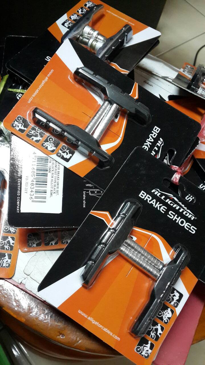 "ALLIGATOR" ยางเบรคผีเสื้อ Canti-liver VB-703