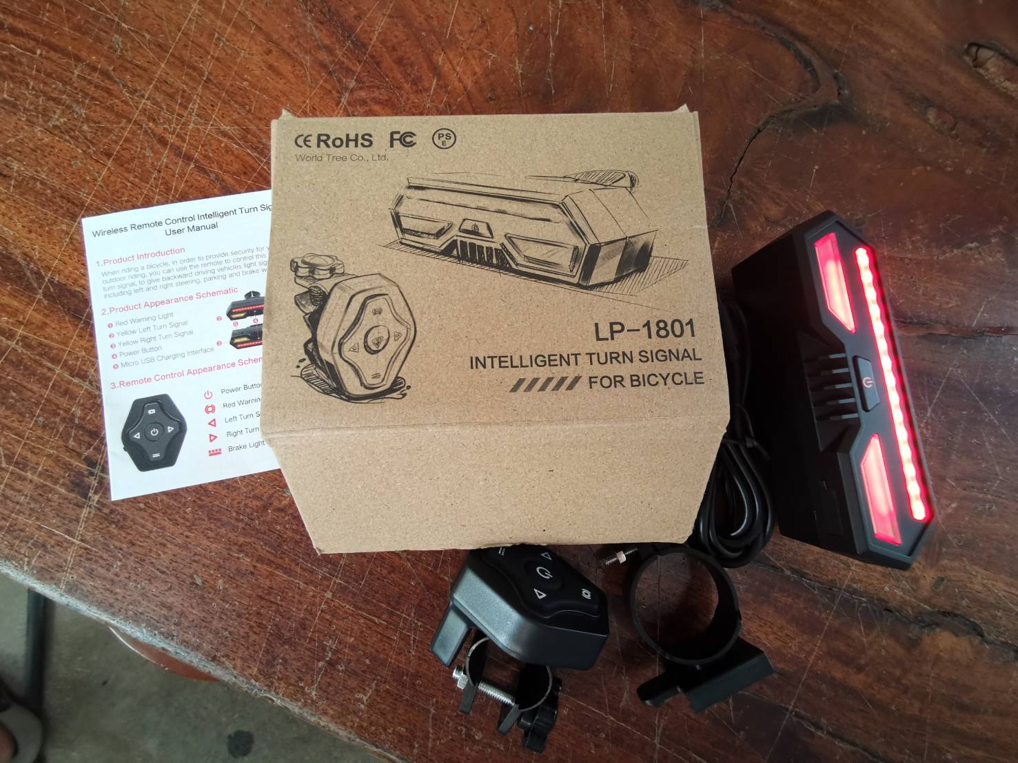 ไฟท้ายเลเซอร์ มีไฟเลี้ยวมีรีโมท EASYDO ED-3115 REMOTE TURN SIGNAL TAIL LIGHT 85 ลูเมน กันน้ำได้ มีไฟเลี้ยว ชาร์ USD.