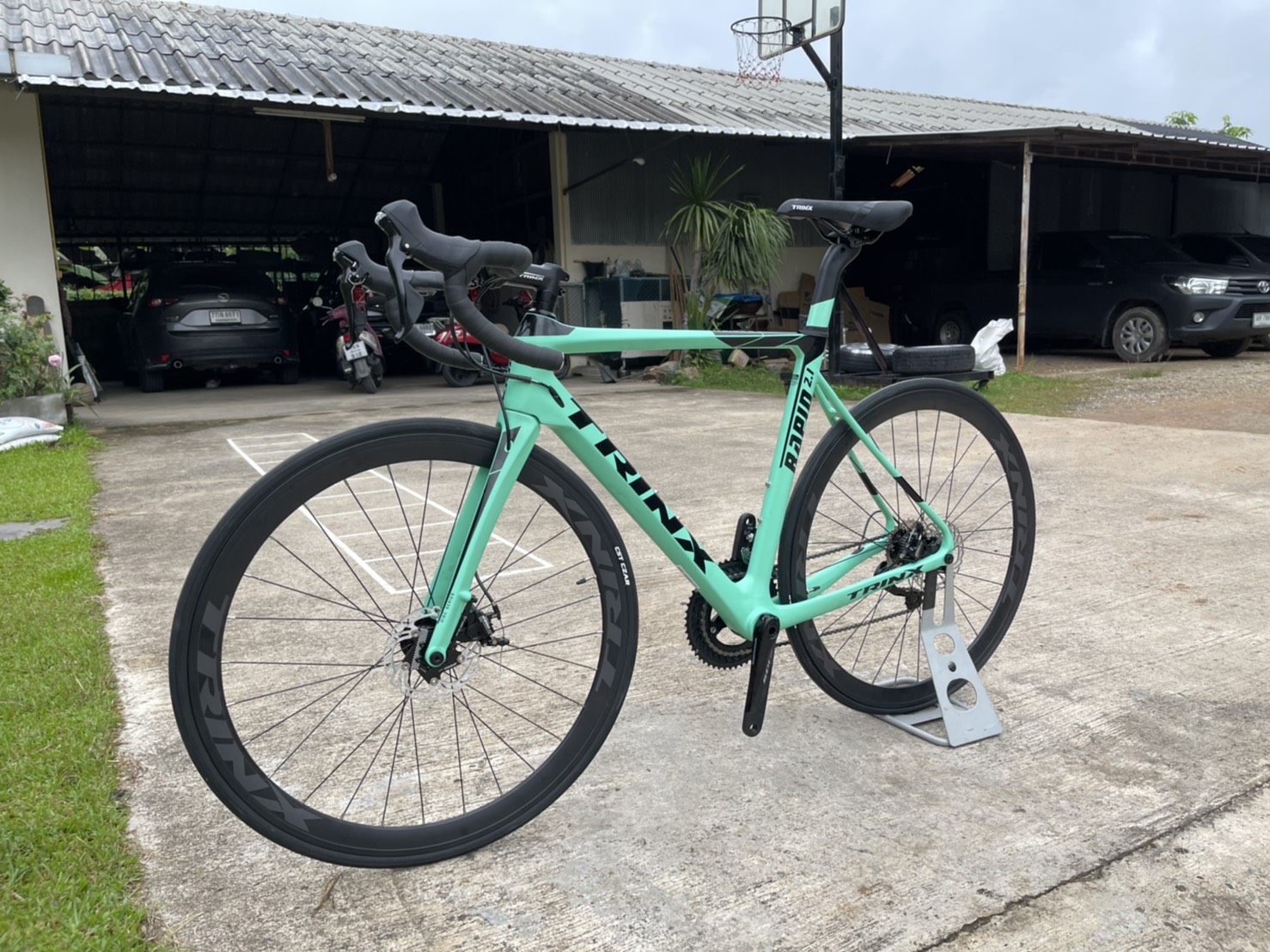 จักรยานเสือหมอบ TRINX RAPID 2.1 DISC Road bike Carbon, 2*11 speed 105 SHIMANO ล้อ 700C, 2020 (ดิสสาย)