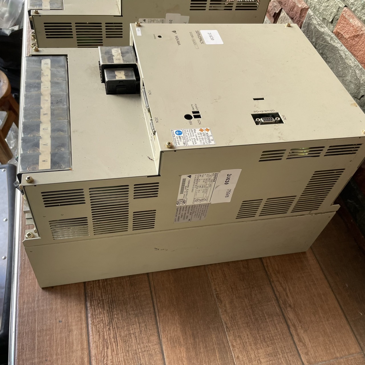 SGDB-1AADG SERVO DRIVE " YASKAWA "