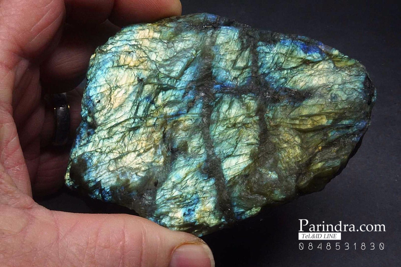 หิน ลาบราดอไลท์ (Labradorite) ดิบไม่ขัด สวยคัดพิเศษ ประกายสีเหลืองส้ม #LA104