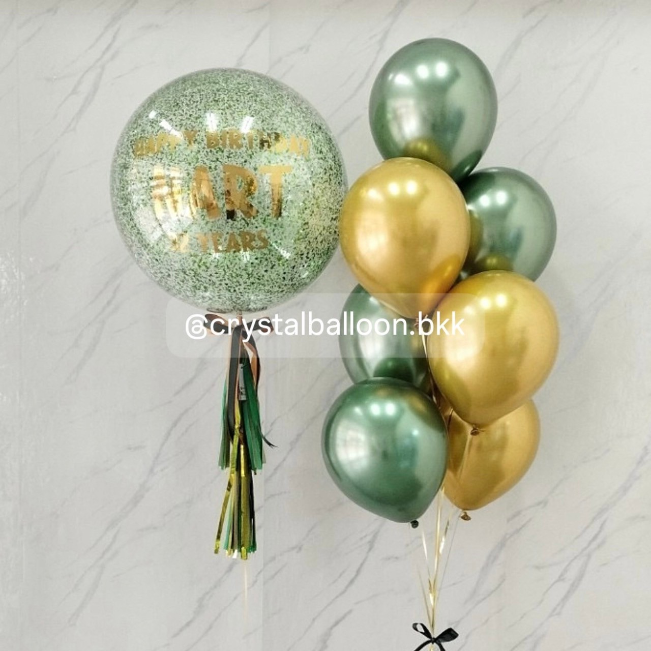 ลูกโป่ง วันเกิด Bubble 24" กลิตเตอร์เขียว ช่อลูกโป่งสีโครเมี่ยม ช่อ 7 ลูก 1 ช่อ สี Avocadoโครเมี่ยม/ทองเข้มโครเมี่ยม พร้อมตกแต่ง สามารถเปลี่ยนสีลูกโป่งได้
