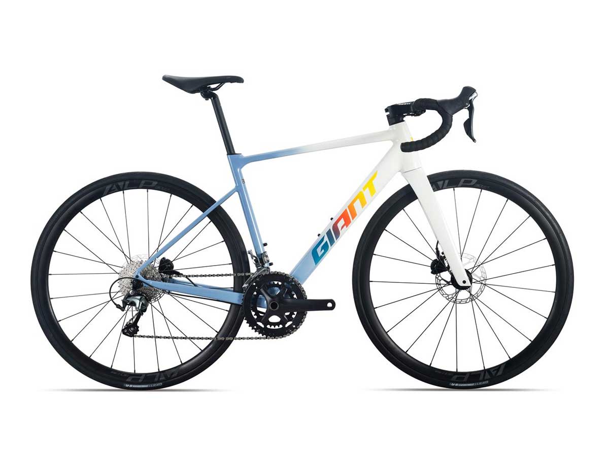 จักรยานเสือหมอบ GIANT PCR LTD 2 ปี 2026 | Shimano Tiagra 2×10 สปีด | ดิสก์เบรกไฮดรอลิก | 8.9 กก.