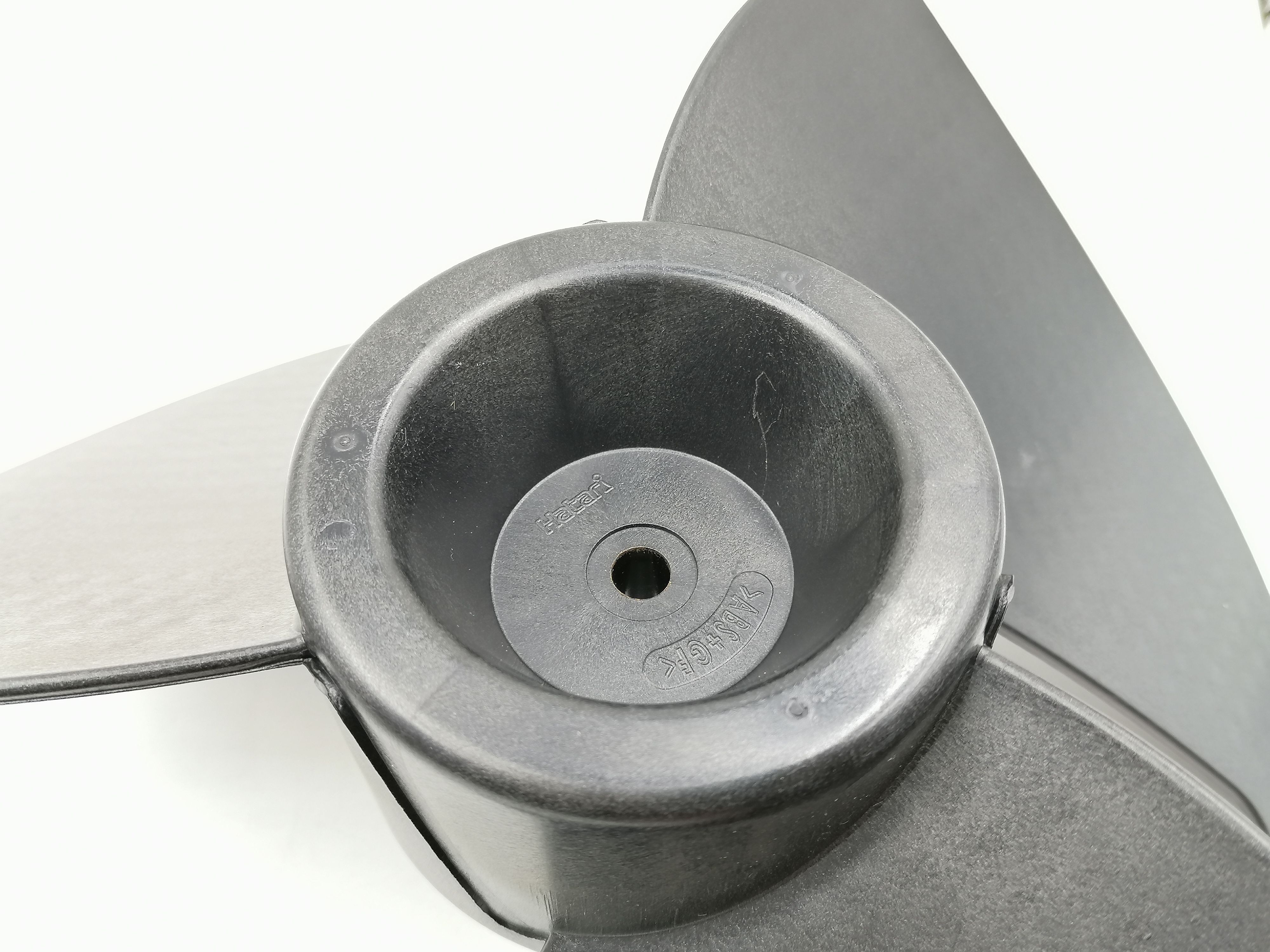 ใบพัดลมไอเย็น Hatari รุ่น AC33R1, AC Turbo1 13'' (แท้)