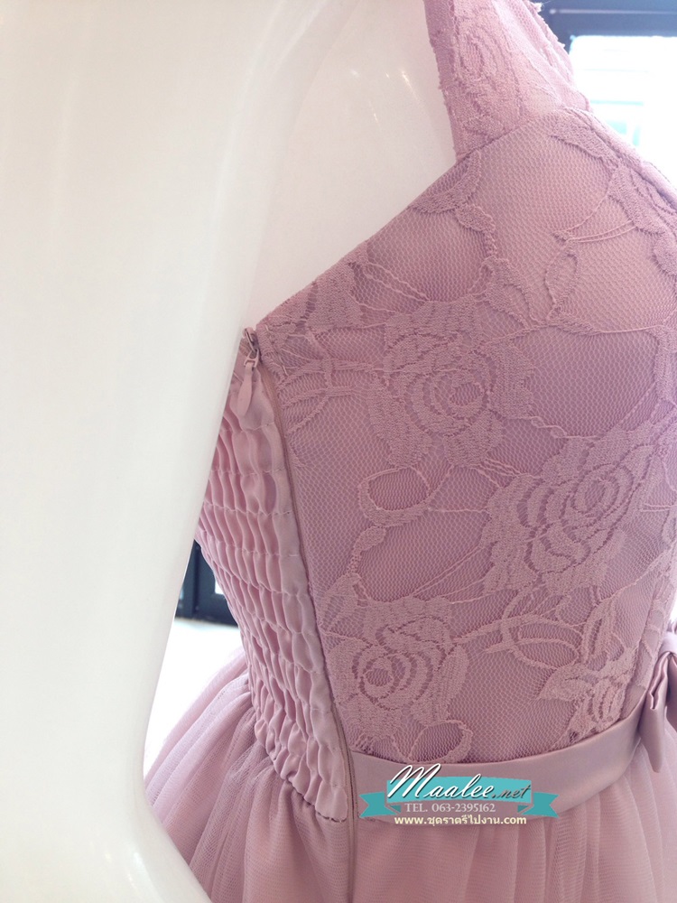 พร้อมส่ง ชุดราตรีสั้น เพื่อนเจ้าสาว กระโปรงตาข่าย สี Nude แบบ B ไหล่เฉียง อกแต่งลูกไม้ พร้อมโบว์คาดเอว (จับสม๊อกด้านหลัง)