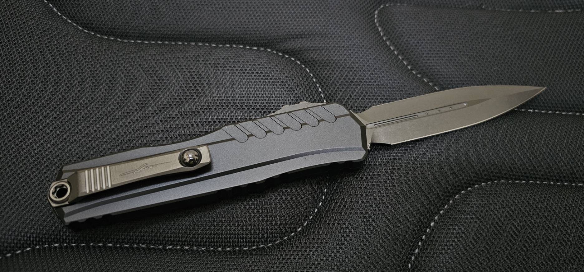 Microtech Cypher II D/E Shadow DLC Standard Signature Series