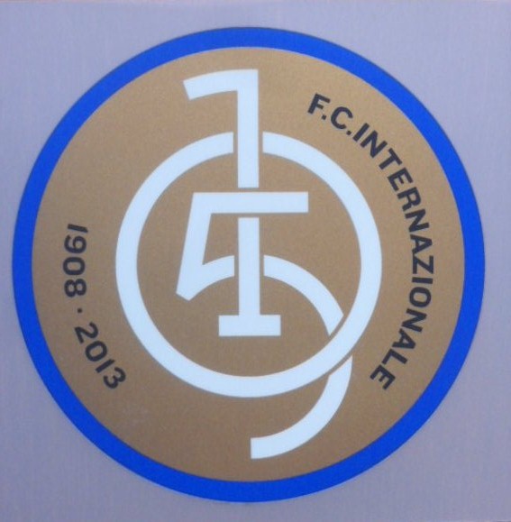 อาร์มสัญลักษณ์ ฟุตบอล สโมสรอินเตอร์ มิลาน - '105 F.C.INTERNAZIONALE 1908-2013' ที่ระลึกการครบรอบ 105 ปี สโมสร PLAYER SIZE ใหม่ / INTER MILAN Football Club PLAYER SIZE Commemorative Football Patch/Badge - '105 F.C.INTERNAZIONALE 1908-2013