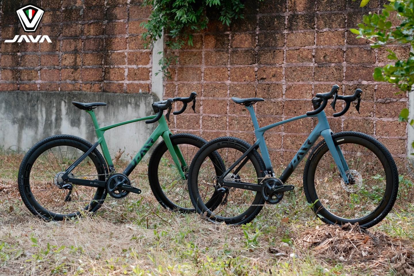 จักรยานเสือหมอบกราเวลไบค์ JAVA LANCIA Gravel Bike Shimano Ultegra Disc R8020 22sp ตัวเฟรมทรง All Around 2022