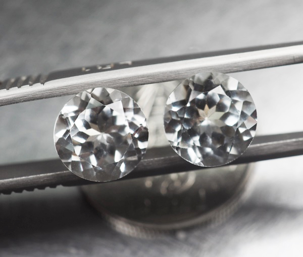 โทปาสสีขาว (White Topaz) 5.15 กะรัต 2 ชิ้น