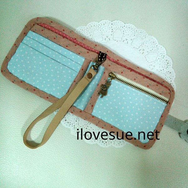 กระเป๋าสตางค์ใบสั้น มีสายคล้องมือให้ค่ะ- สินค้าสั่งทำ ส่งฟรี