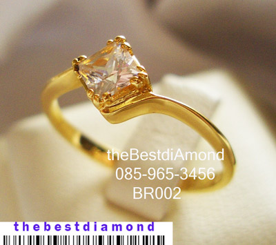 BR002=== แหวนเพชรCZ สี่เหลี่ยม(Emerald Cut) เรียบ หรู ดูดี ไม่เวอร์ ใส่ติดนิ้วได้สวยน่ารักค่ะ