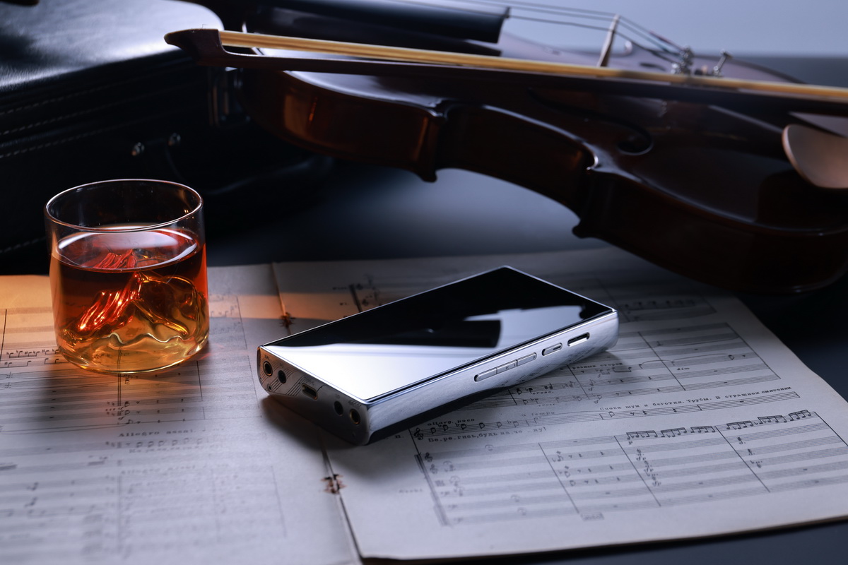 Hiby R8ii DAP พกพาระดับไฮเอนด์ รองรับ MQA, PCM 32bit/1536kHz, DSD1024 ประกันศูนย์ไทย