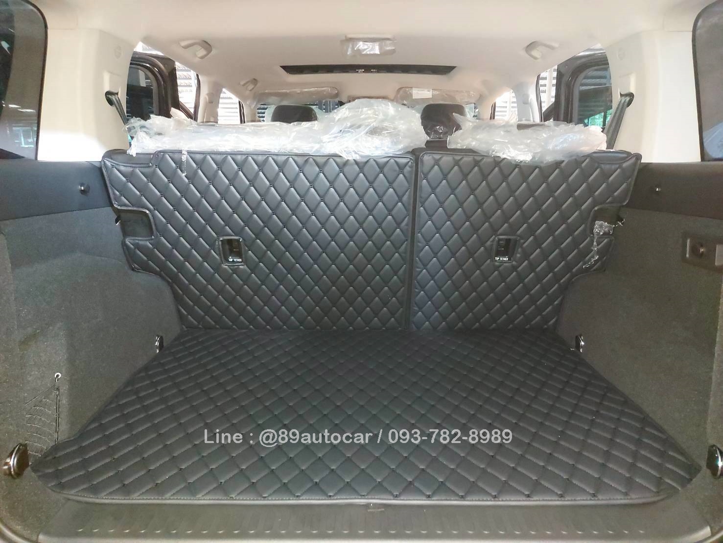 พรมรถยนต์ Tank300 ปูพรม6D ด้ายเดี่ยว สีดำด้ายดำ 6 ชิ้น เต็มคัน