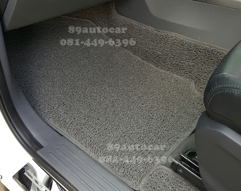 ขายพรมรถยนต์ Mazda BT-50 Pro 4 ประตู ไวนิลสีเทาขอบเทา