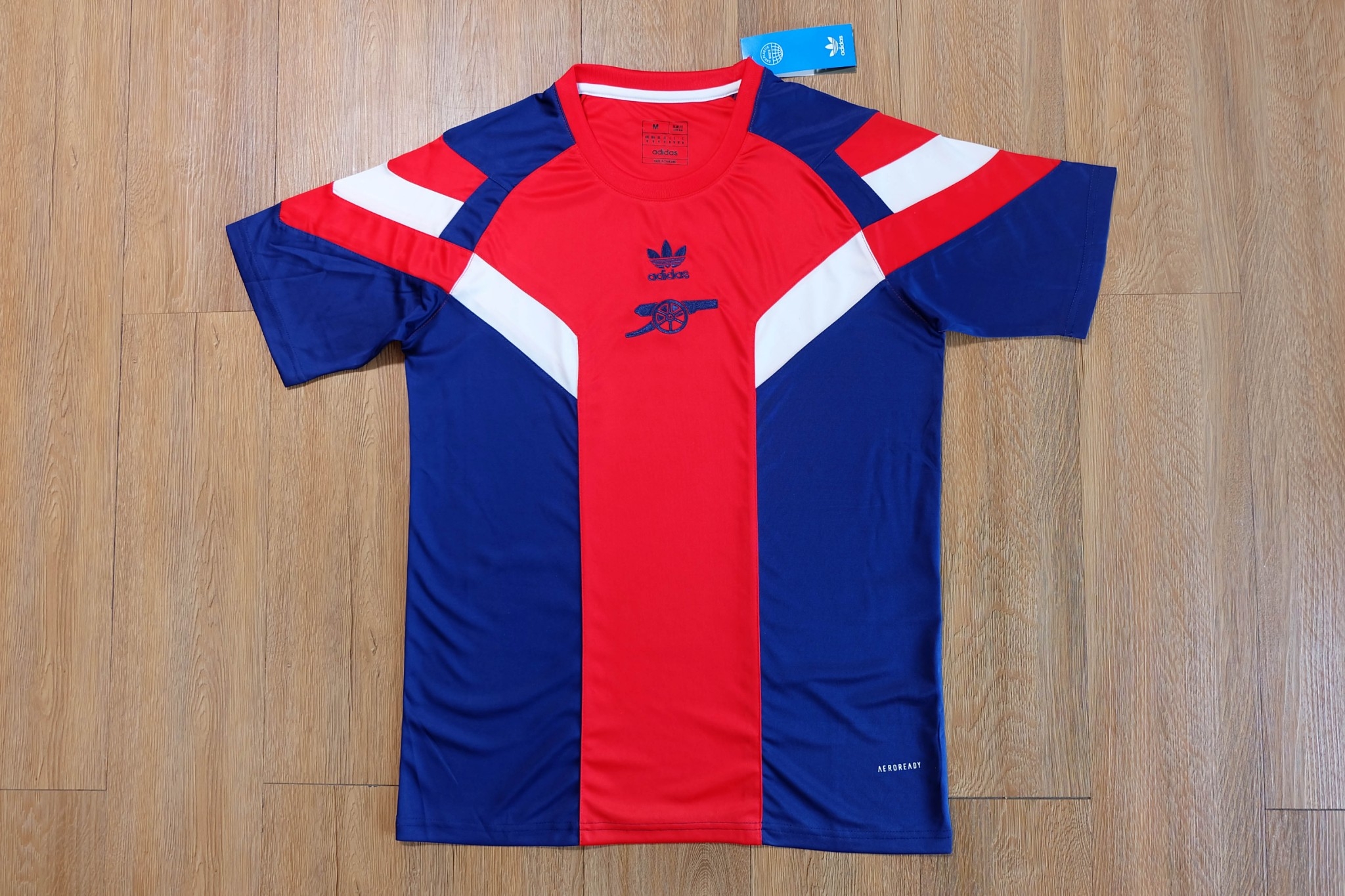 Arsenal Pre-match 2024/25 Jersey เสื้ออาร์เซนอล ฤดูกาลใหม่