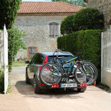 แร็คบรรทุกจักรยาน BUZZRACK SCORPION Car Bike Rackแร็กจักรยาน ติด Tow Ball บรรทุก 2 คัน มีฐานรองล้อ พับเก็บได้