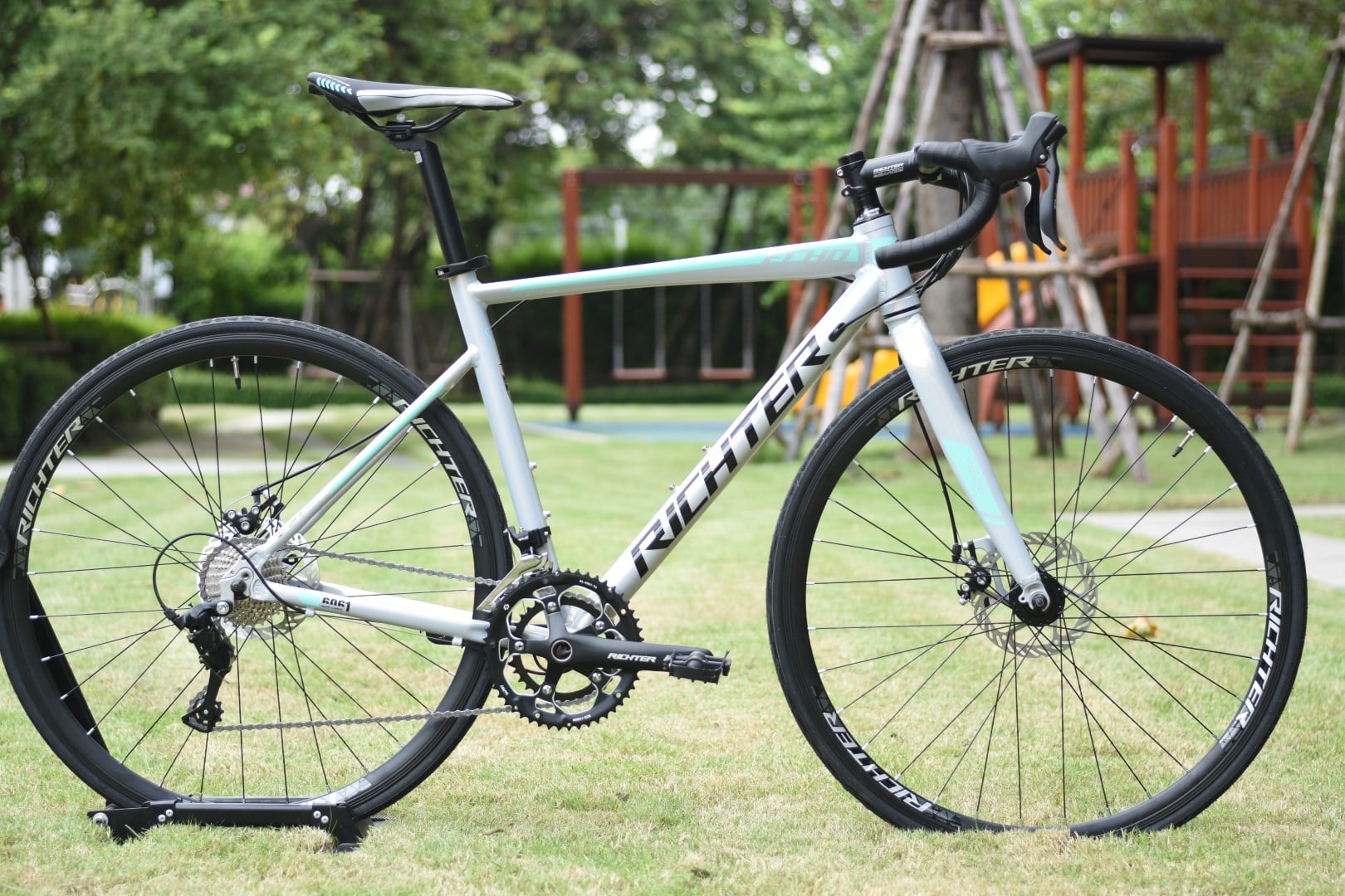 จักรยานเสือหมอบ Richter Echo เฟรมอลูมิเนียม เกียร์ SenSah 2*10 สปีด ล้อ 700c