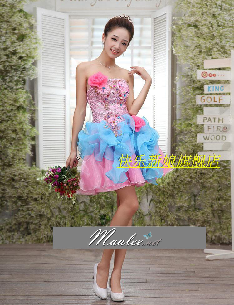 พร้อมเช่า ชุดแฟนซี เช่า 500 ชุดราตรีสั้น เกาะอกแต่งเลื่อมคริสตัสหรู กระโปรงผ้าแก้ว น่ารักฟรุ้งฟริ้ง