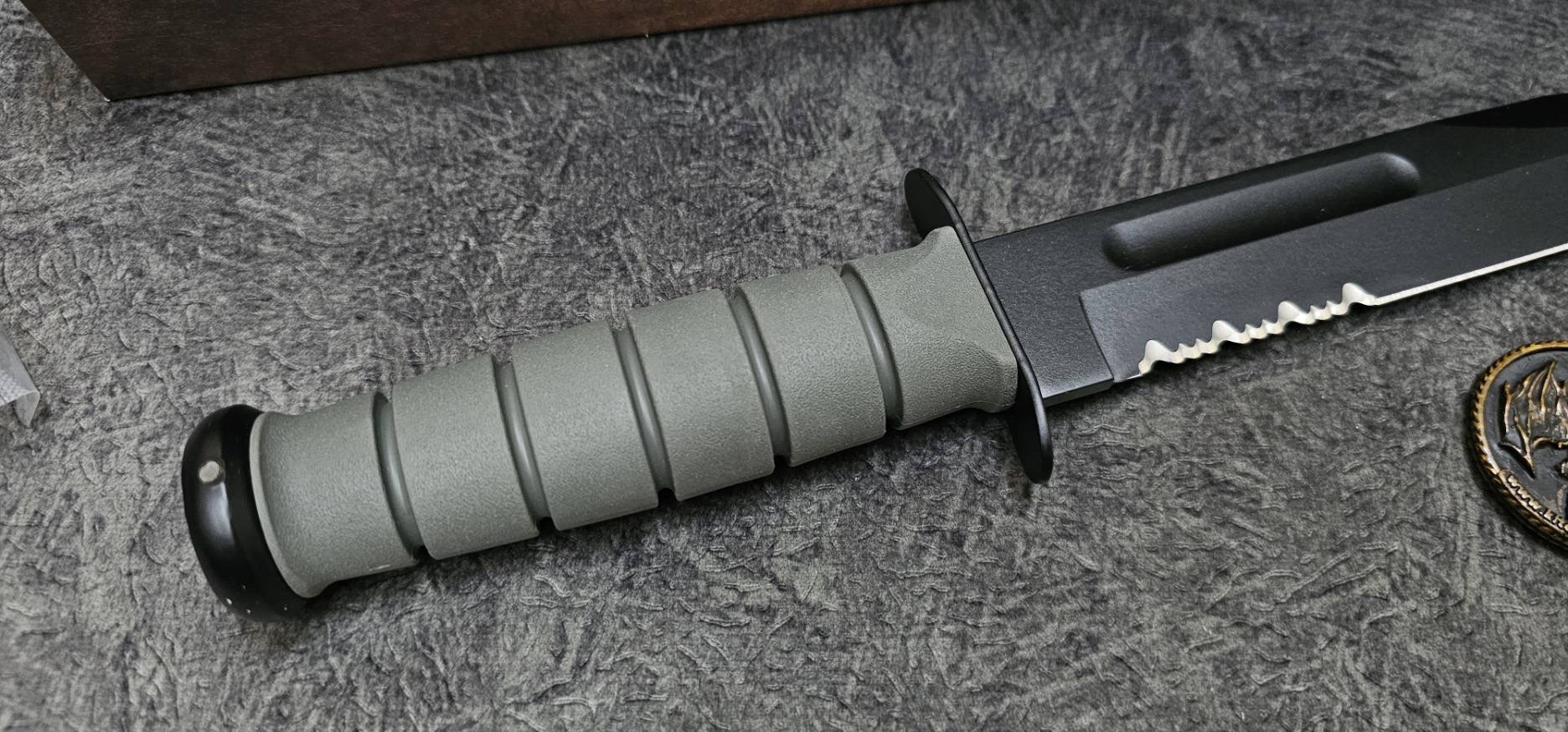 Ka-Bar Bowie Full-Size Knife Foliage GFN Sheath (7" Black Serr)