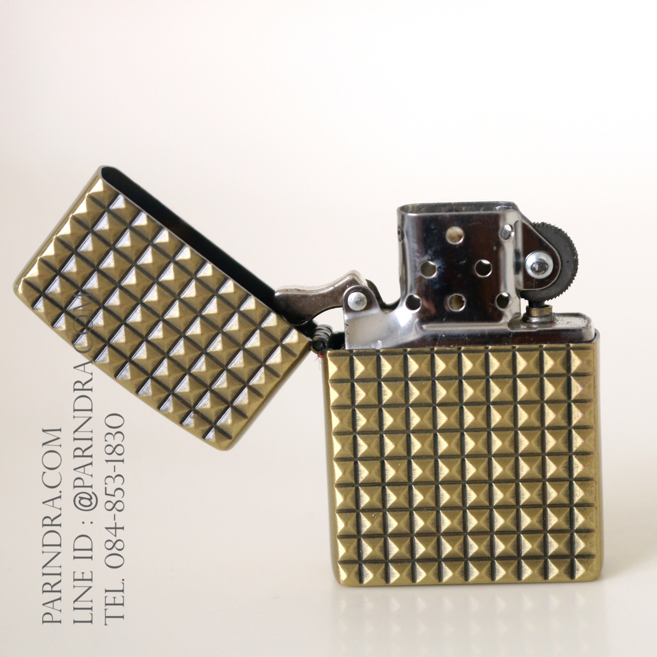 ไฟแช็คน้ำมัน YENTAI ลายนูน 3D4