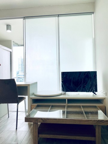 ให้เช่าคอนโด ดิ ไอริส พระราม9-ศรีนครินทร์ ตึก D 32 ตรม.เครื่องใช้ครบ ใกล้ Airport Link