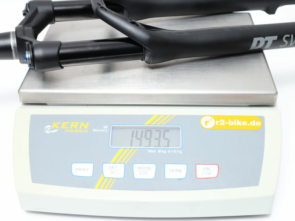 โช๊คลม DT swiss F232 ONE 29er ยุบ 100/AX 15/110 MM TAPER/BLACK (26792S) Boost มีรีโมท