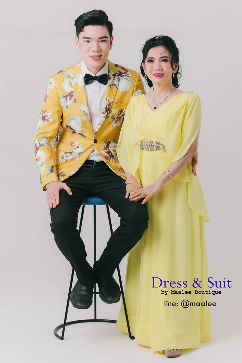 พร้อมเช่า เสื้อสูทชาย สีเหลือง ผ้าแจ๊กการ์ด ลายดอก Amber Yellow Floral Suit
