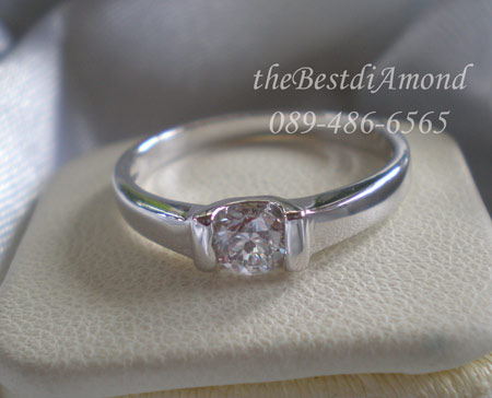 BR008RD+++แหวนเพชร เม็ดเดี่ยว น่ารักๆ สไตน์Modern เป็นแหวนหนีบ เรียบๆ แต่ดูดี ใส่ทำงาน เรียน เที่ยว ใส่ติดนิ้วได้ตลอดค่ะ เป็นแบบclassic ไม่ล้าสมัย