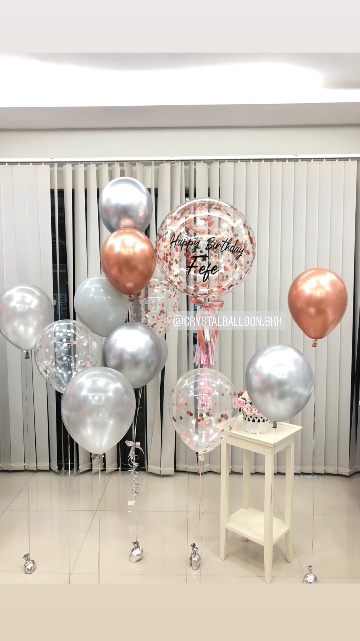 ลูกโป่ง วันเกิด Bubble ขนาด 24" สีโรสโกล พร้อม ช่อลูกโป่ง 1 ช่อ,ลูกโป่งใส ใส่ Confetti,ลูกโป่ง ตั้งวางเดี่ยว 6 ลูก พร้อมตกเเต่ง สามารถเปลี่ยนสีลูกโป่ง/เปลี่ยนข้อความ/เปลี่ยนขนาดได้